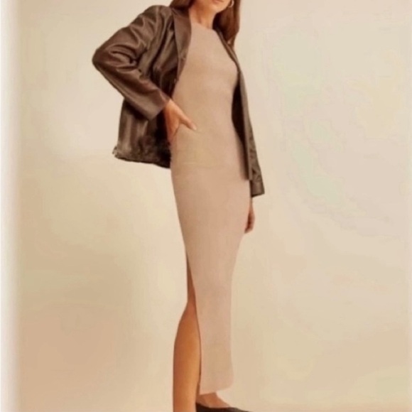 Reformation Nila tan knit side slit maxi dress size large - Picture 2 of 12